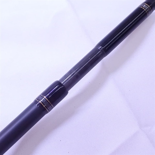 １２エーギー８３ＭＩ・Ｆ